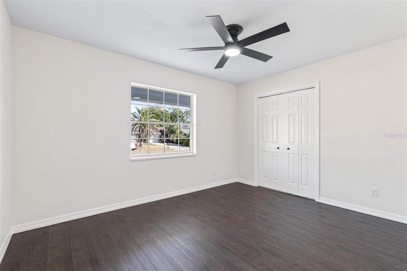 Image 28 of 49 For 812 Arlington Boulevard