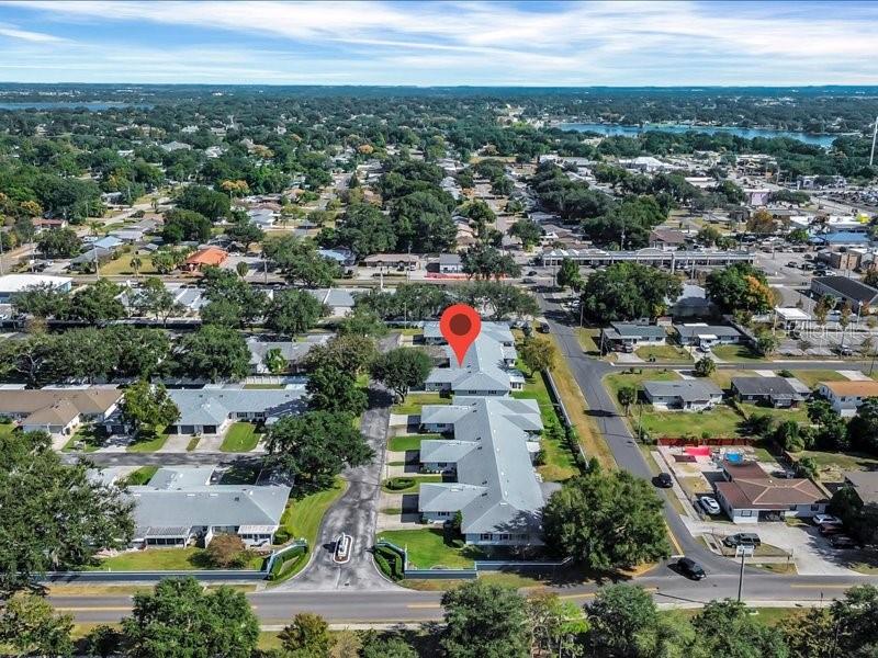 Image 34 of 37 For 1585 Oakview Circle, Se