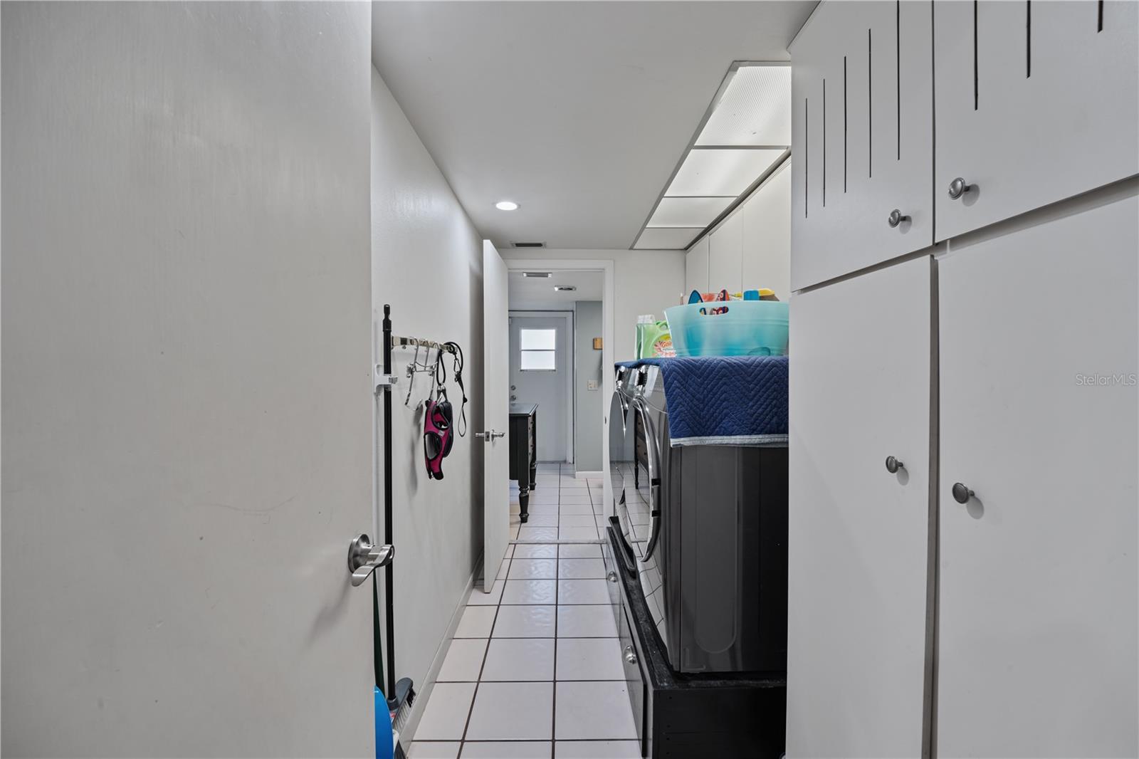 Image 18 of 50 For 11210 Elderberry Court