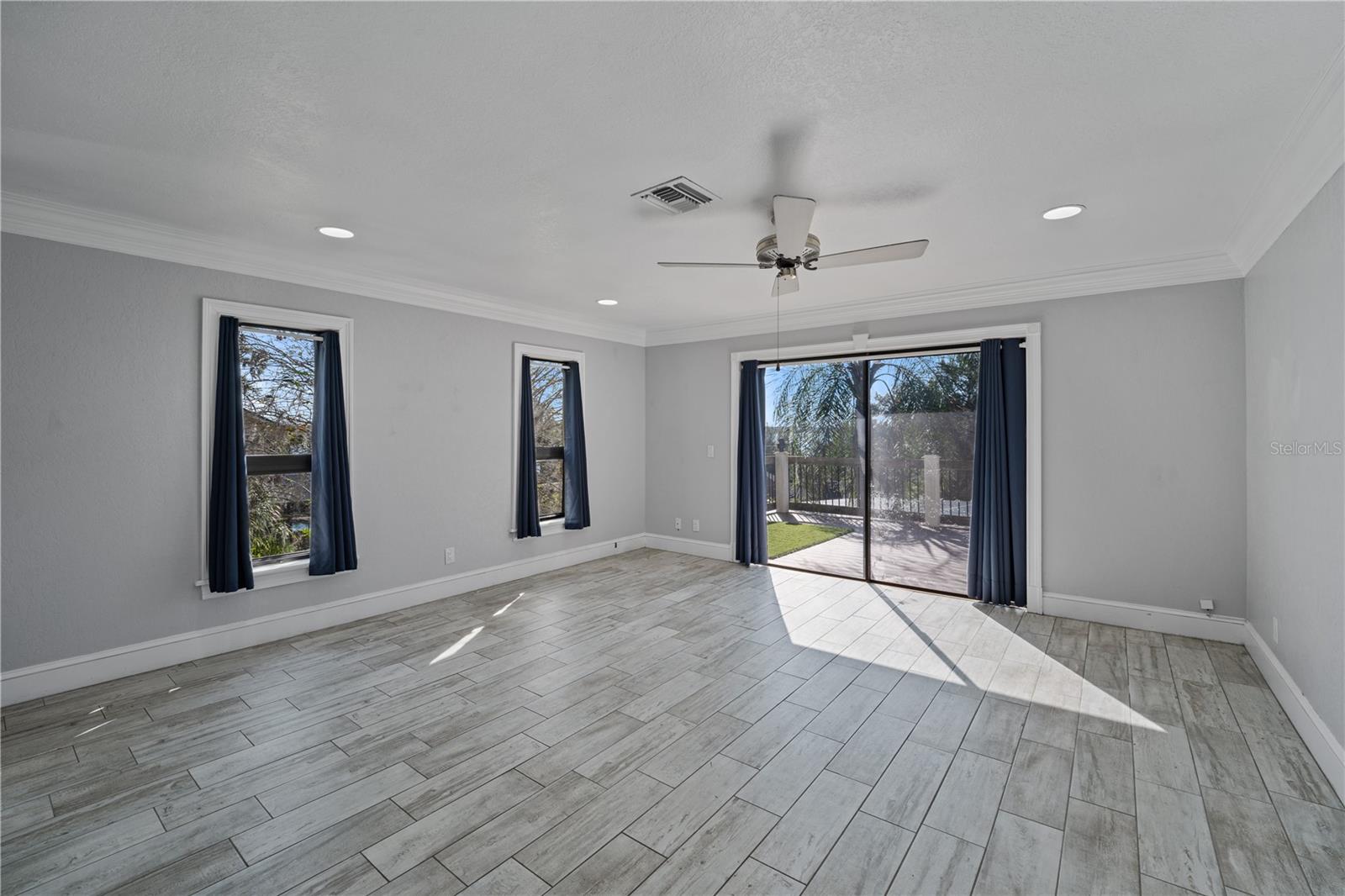 Image 22 of 50 For 11210 Elderberry Court