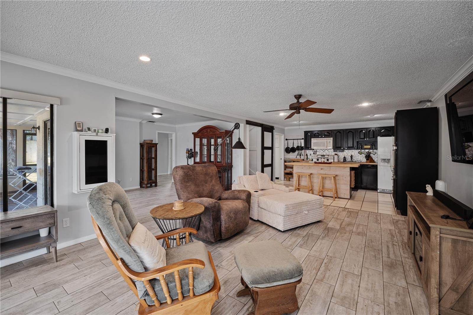 Image 5 of 50 For 11210 Elderberry Court