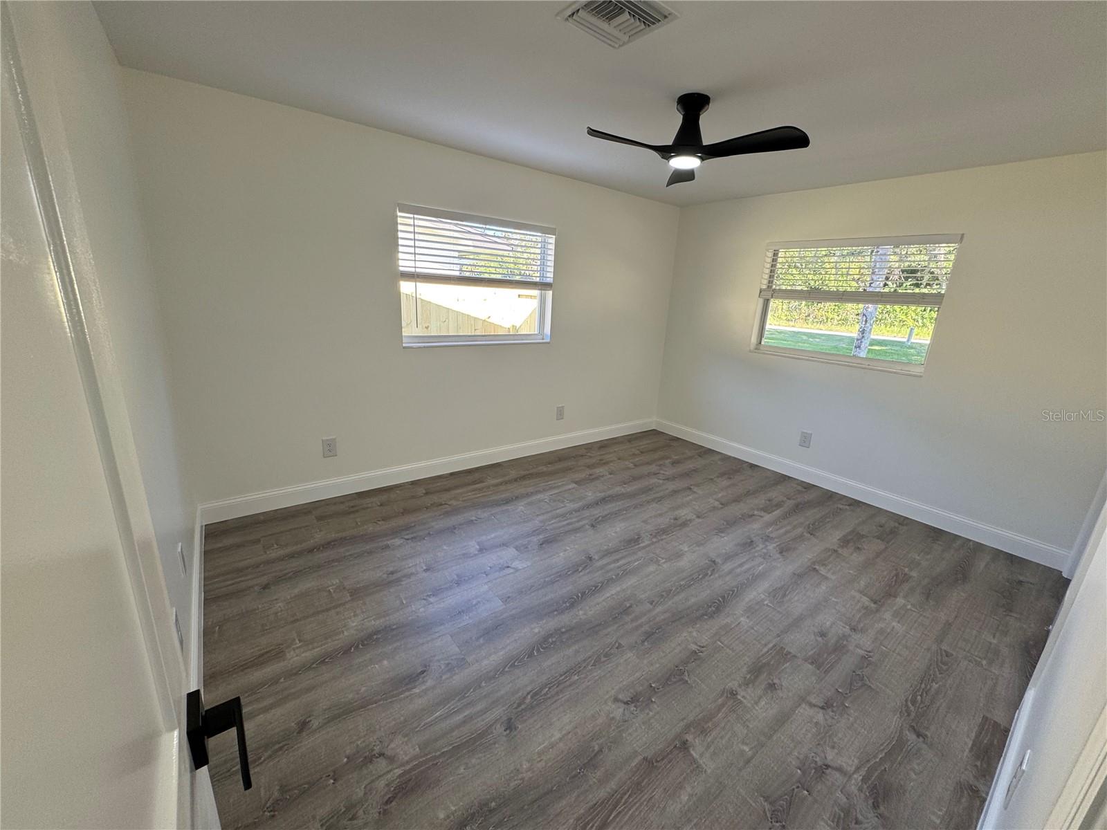 Image 15 of 25 For 2070 Seminole Boulevard