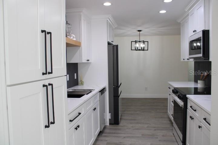 Image 7 of 25 For 2070 Seminole Boulevard