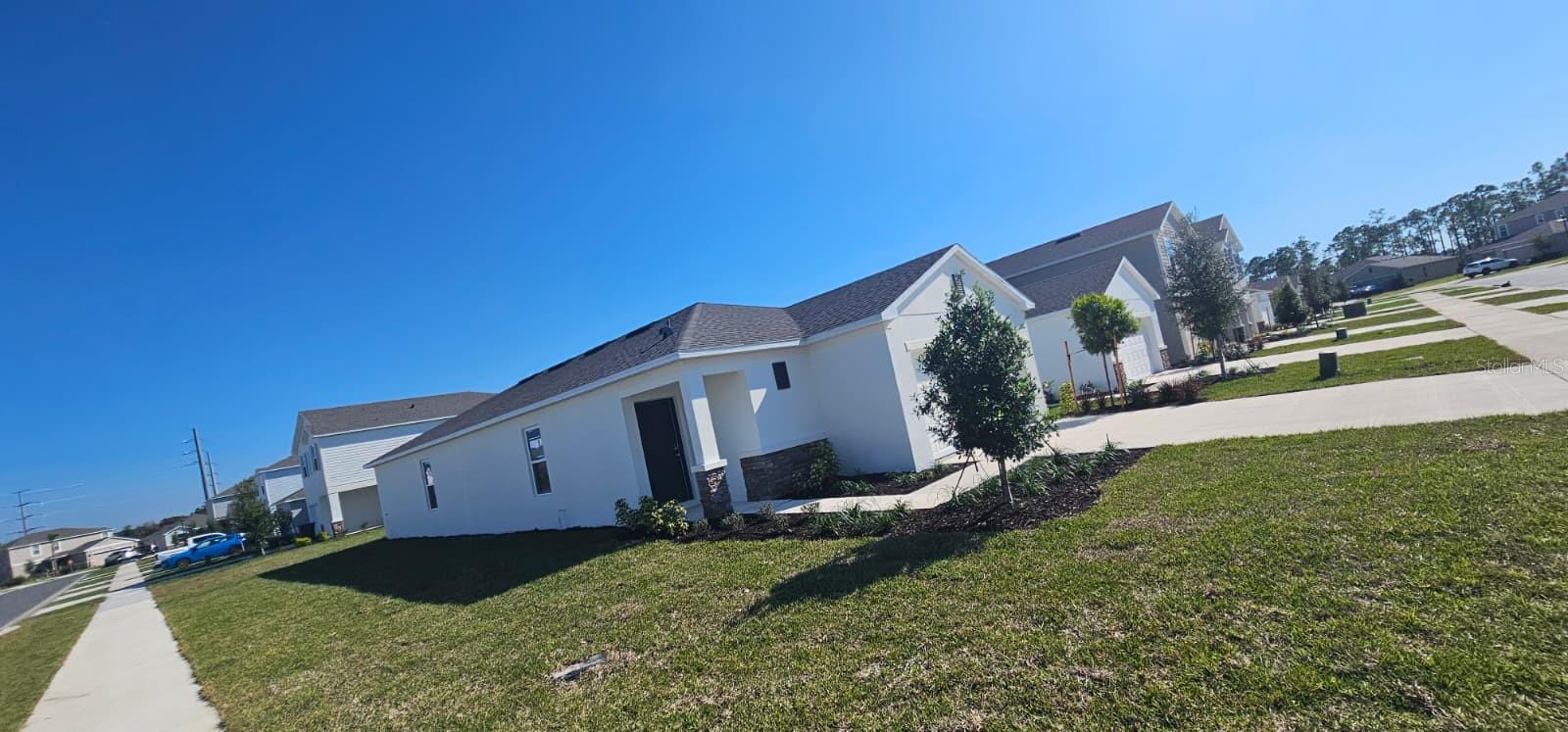 Image 3 of 37 For 677 Teviot Road