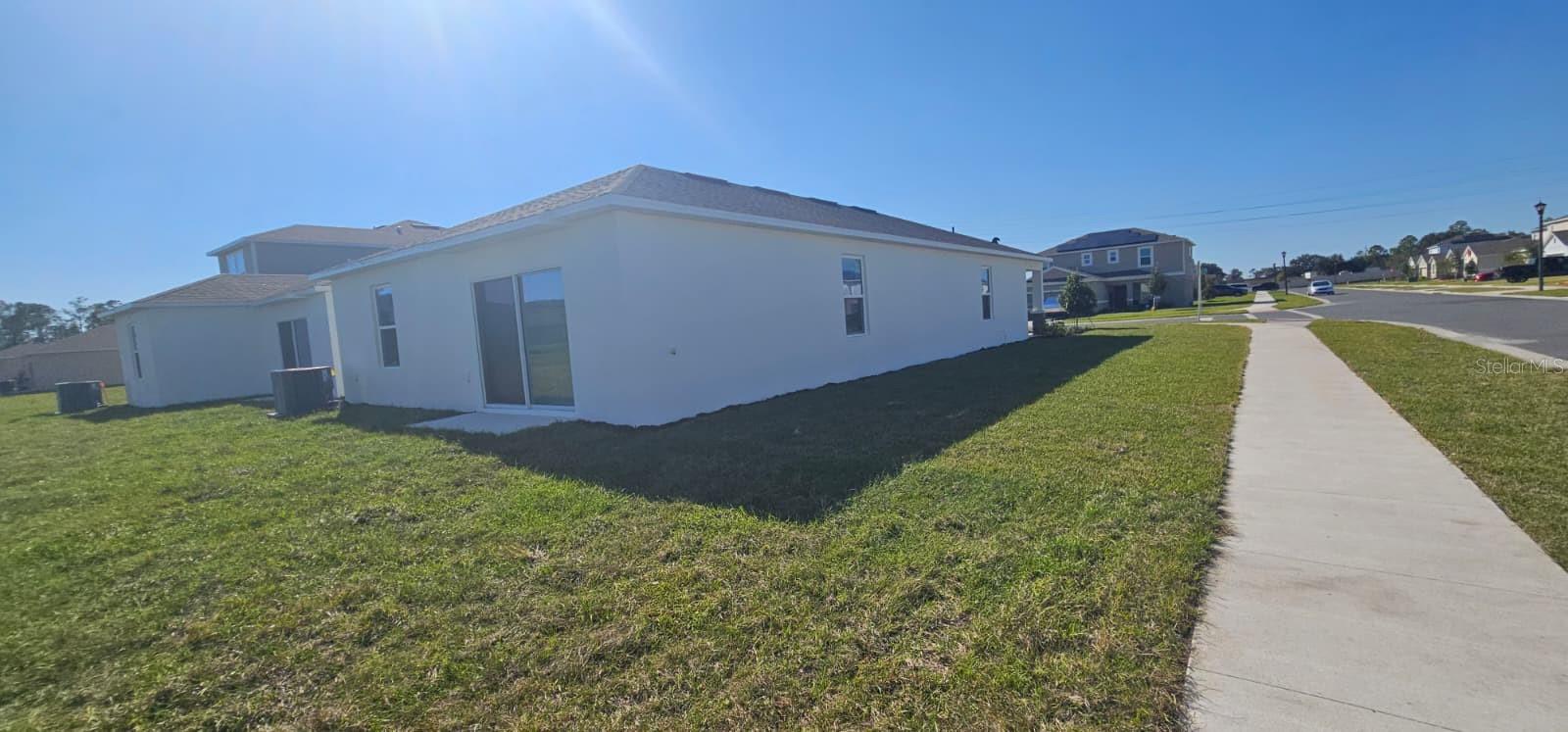 Image 6 of 37 For 677 Teviot Road