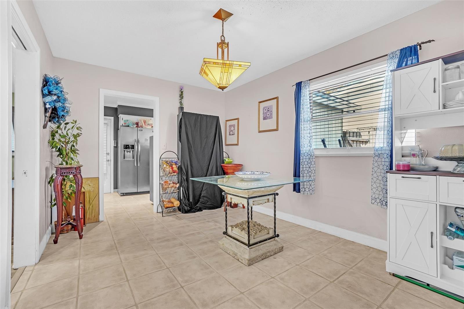 Image 16 of 28 For 5643 Satel Drive