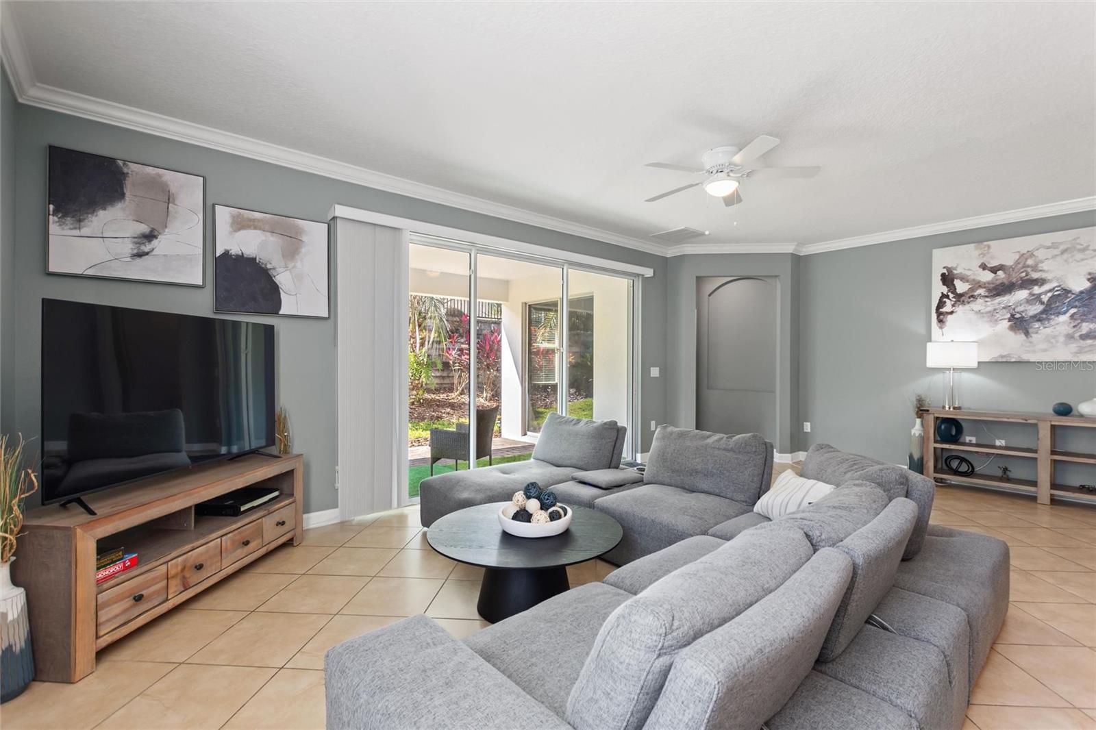 Image 11 of 60 For 1414 Clubman Dr