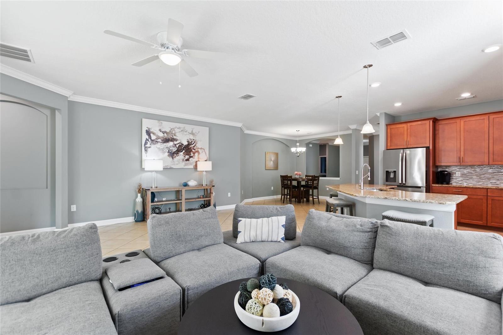 Image 14 of 60 For 1414 Clubman Dr