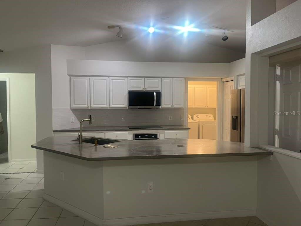 Image 3 of 29 For 2904 Evans Way