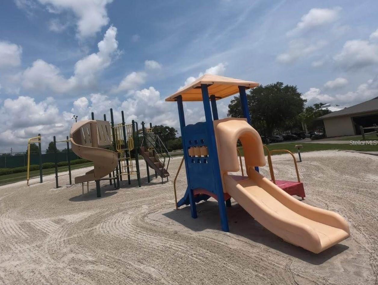 Image 20 of 22 For 3854 Southpointe Drive 1