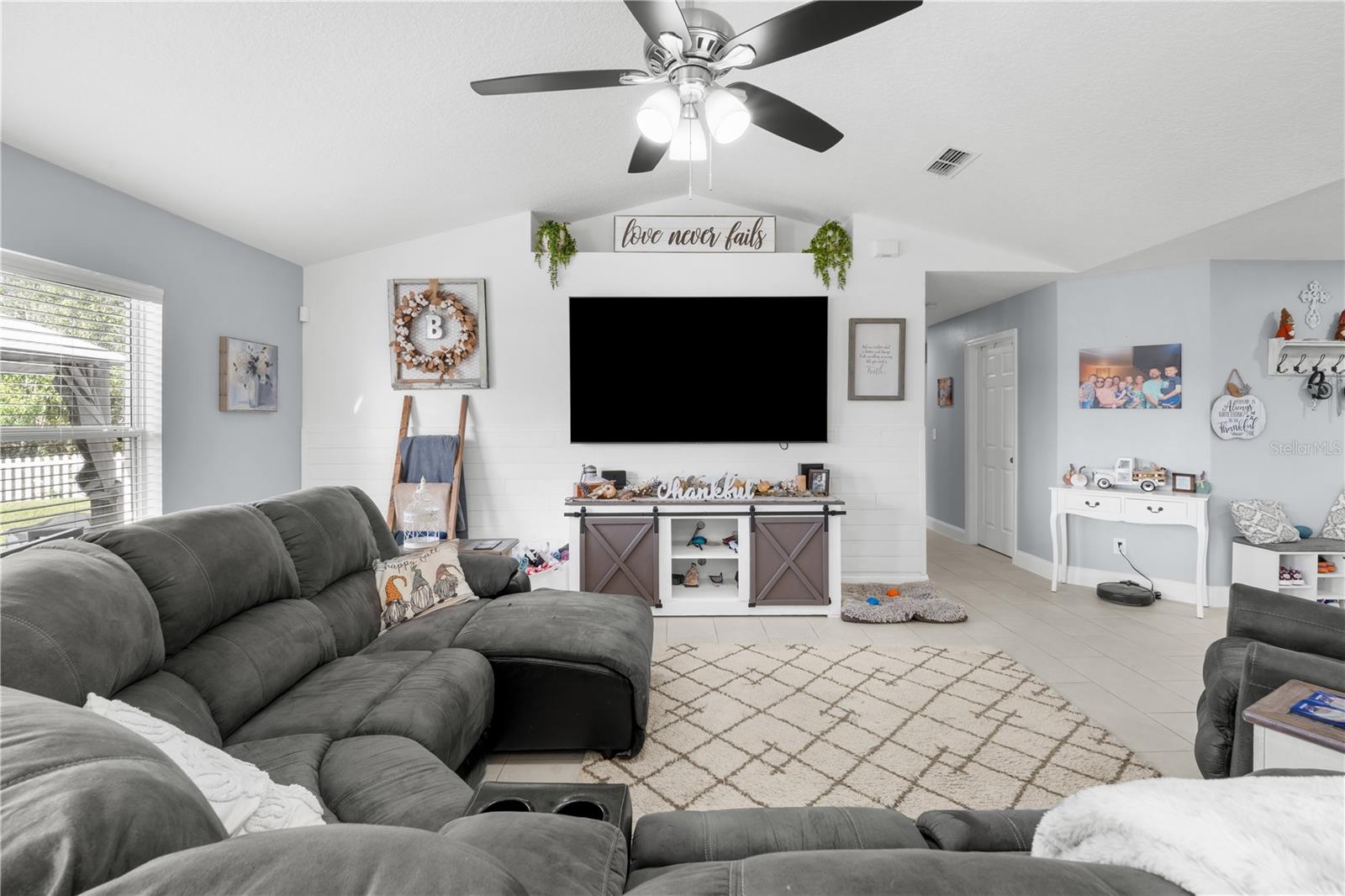 Image 14 of 36 For 3634 Doe Run Drive