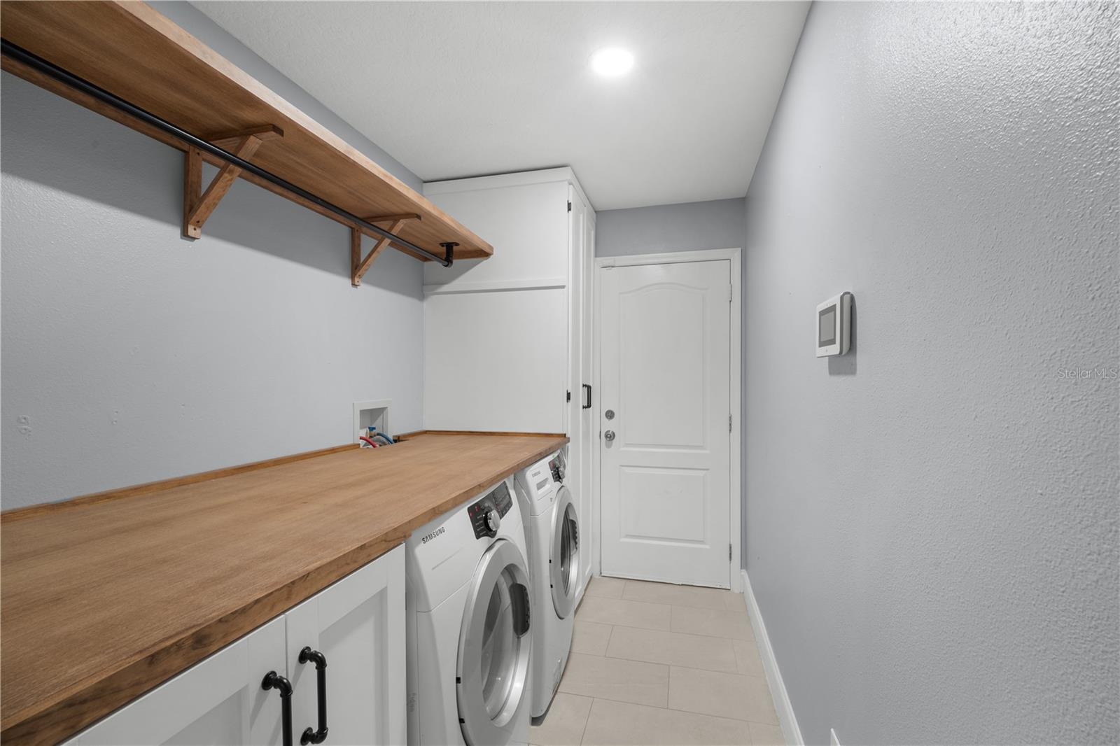 Image 16 of 36 For 3634 Doe Run Drive