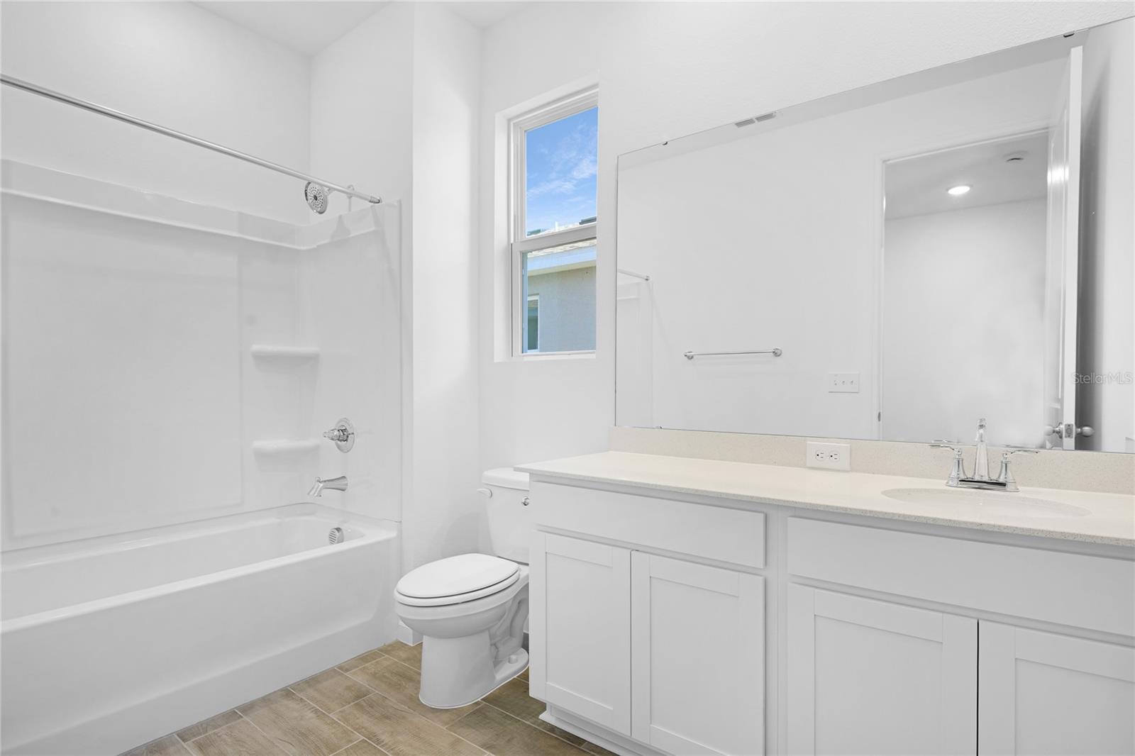 Image 9 of 16 For 5351 Mickey Avenue