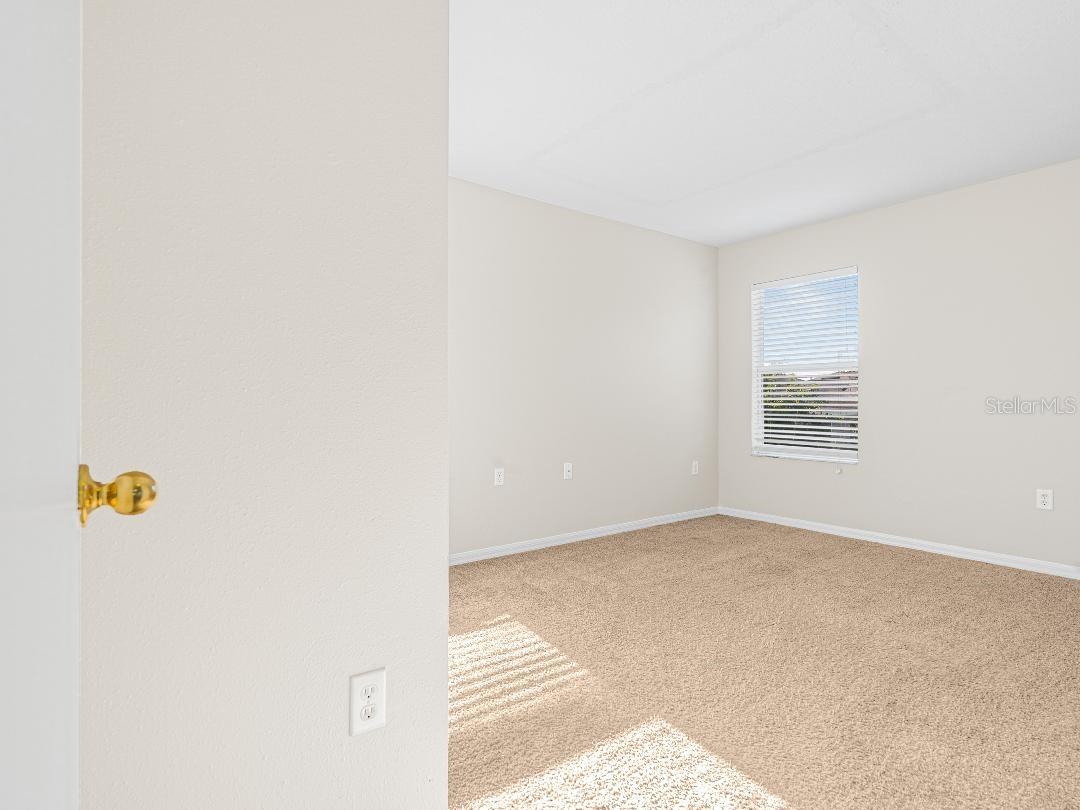 Image 12 of 26 For 411 Manitoba Drive