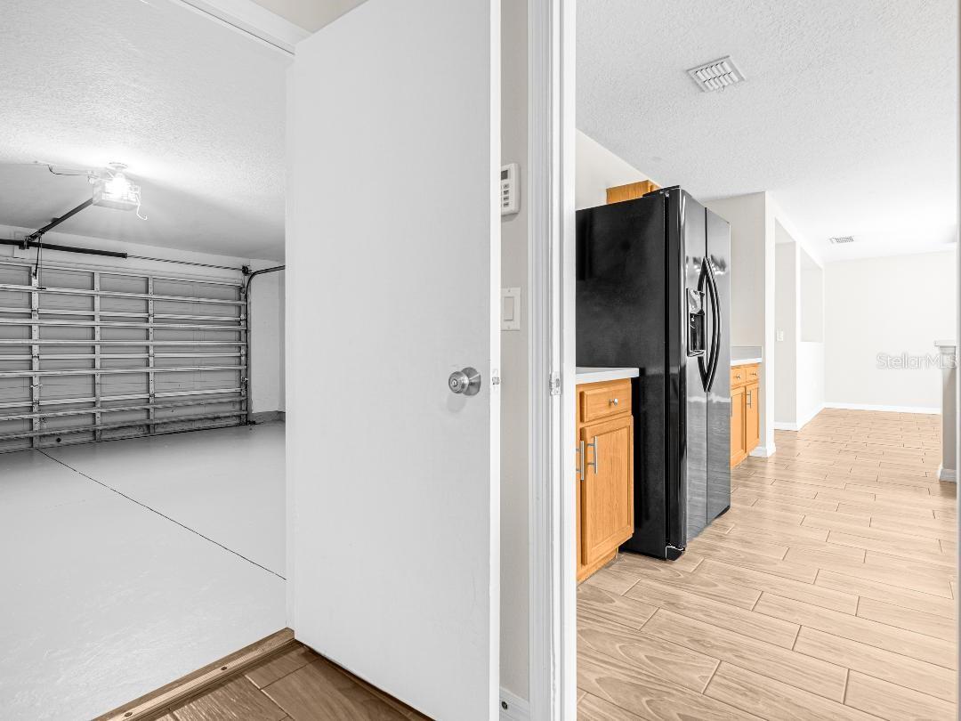 Image 9 of 26 For 411 Manitoba Drive