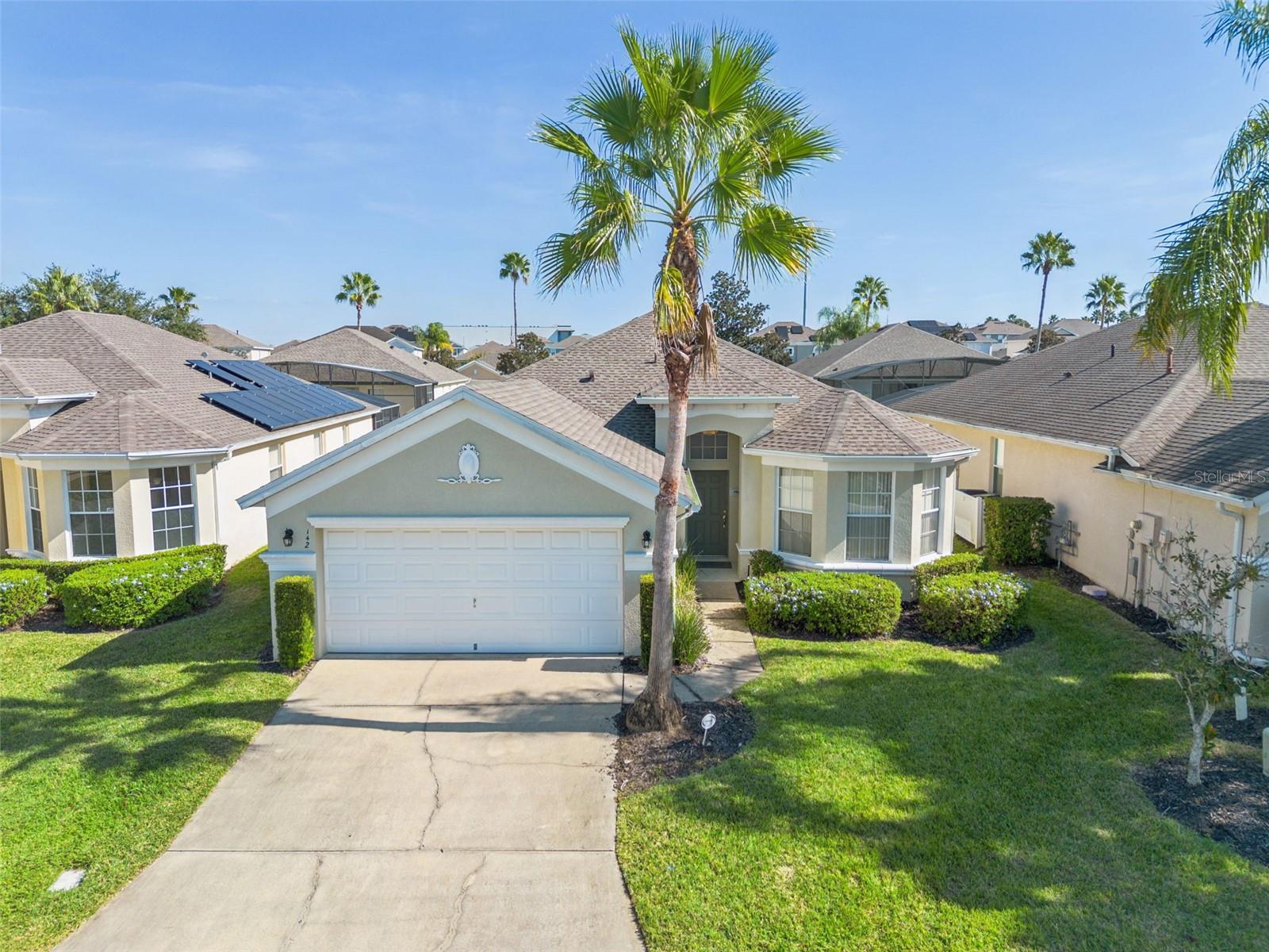 Image 30 of 39 For 142 Plumoso Loop