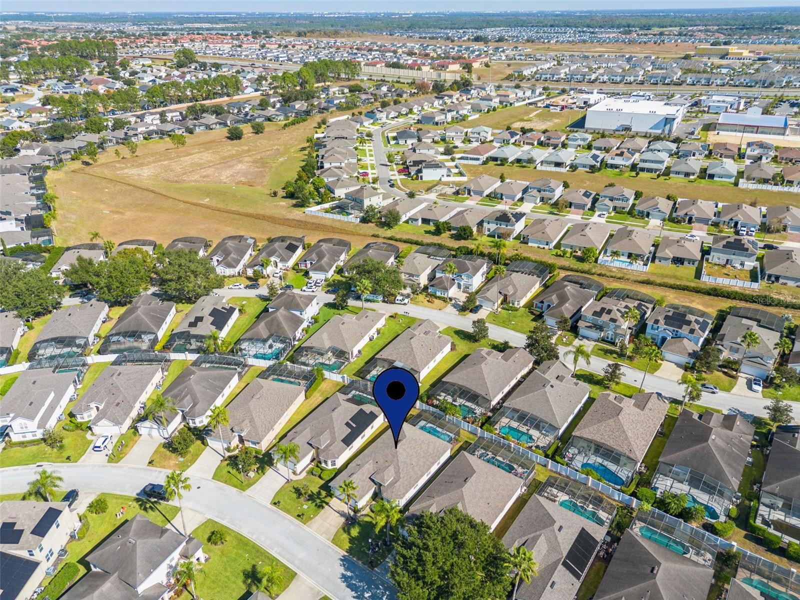 Image 33 of 39 For 142 Plumoso Loop