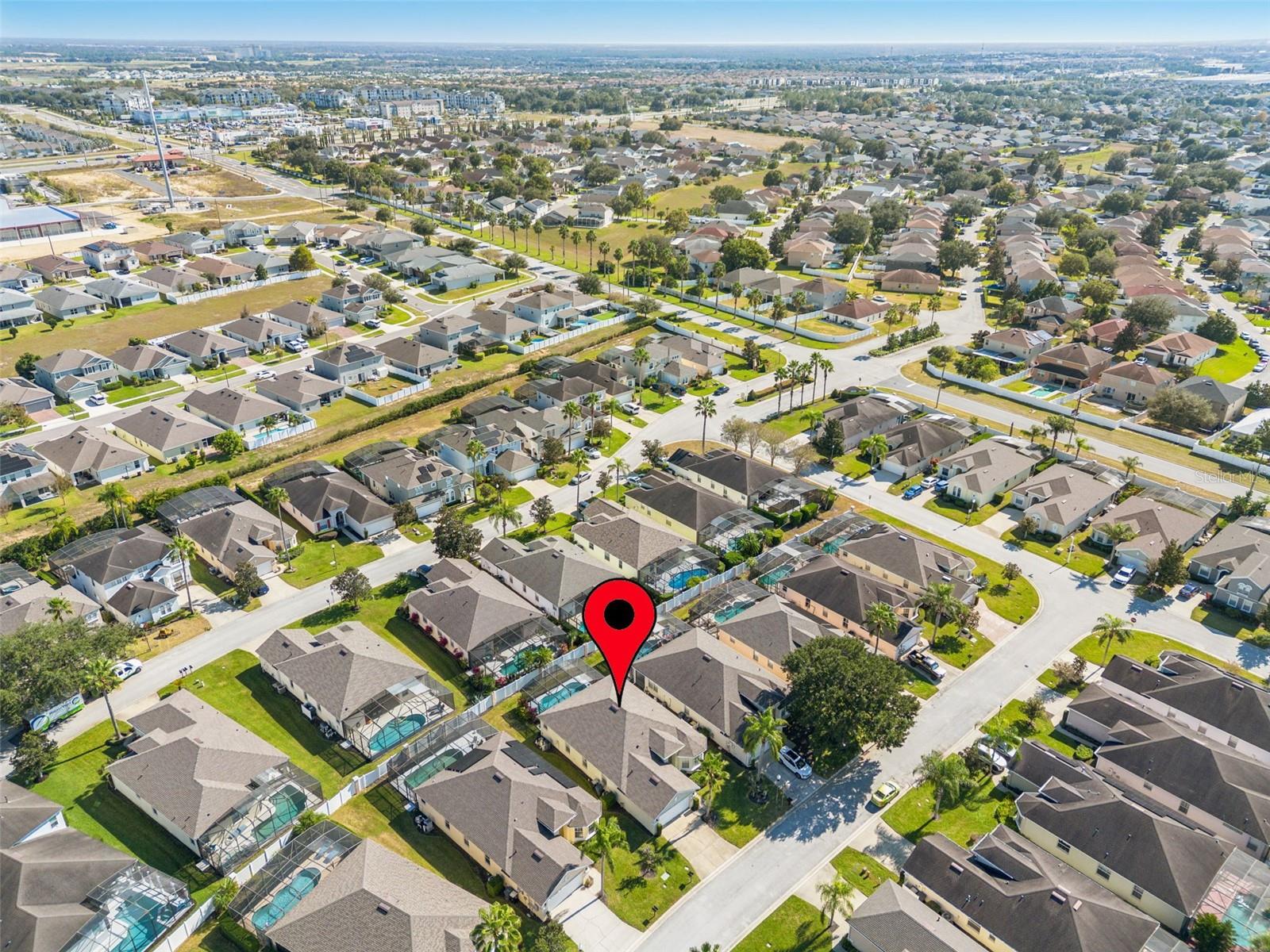 Image 35 of 39 For 142 Plumoso Loop