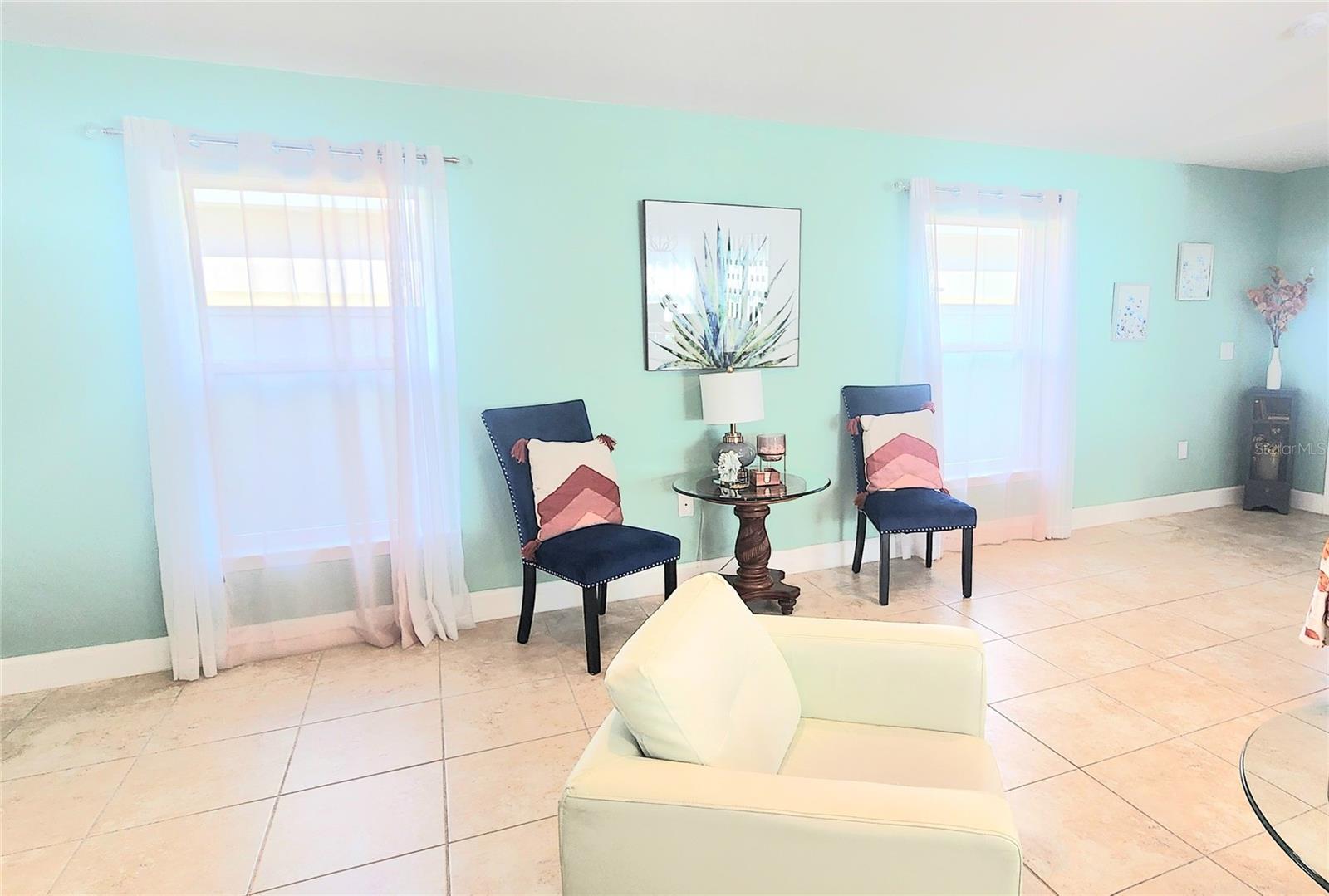 Image 4 of 25 For 1735 Carnostie Road