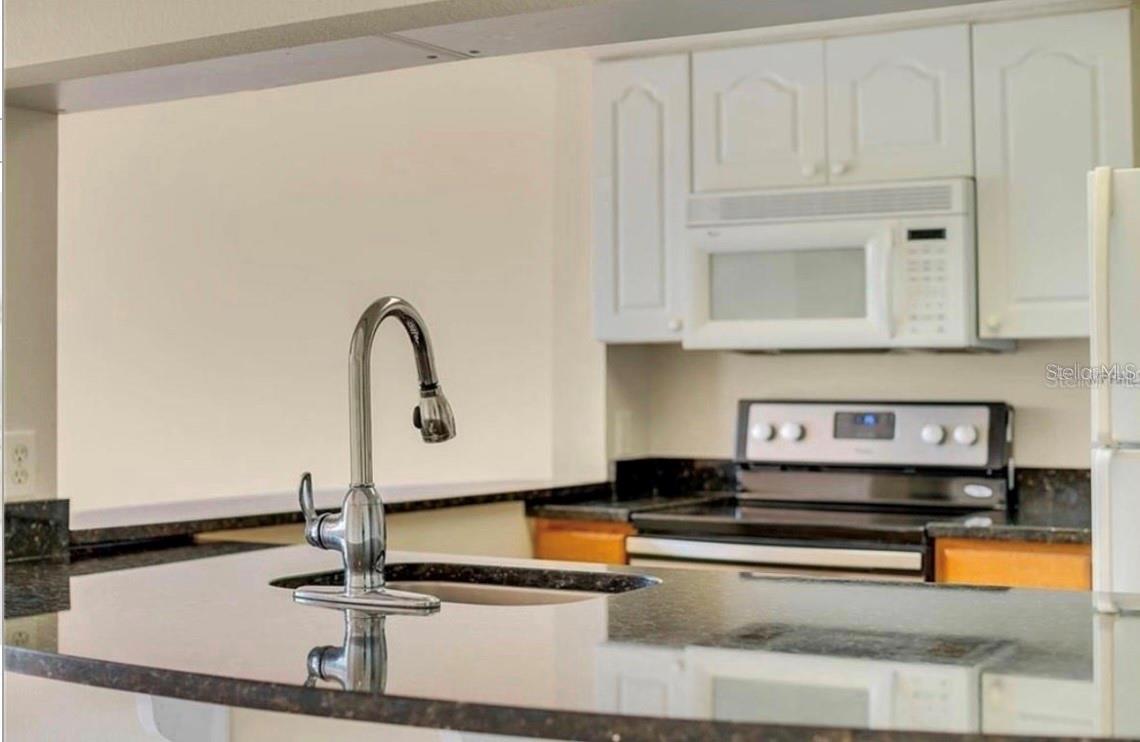 Image 4 of 28 For 227 Orchid Drive A