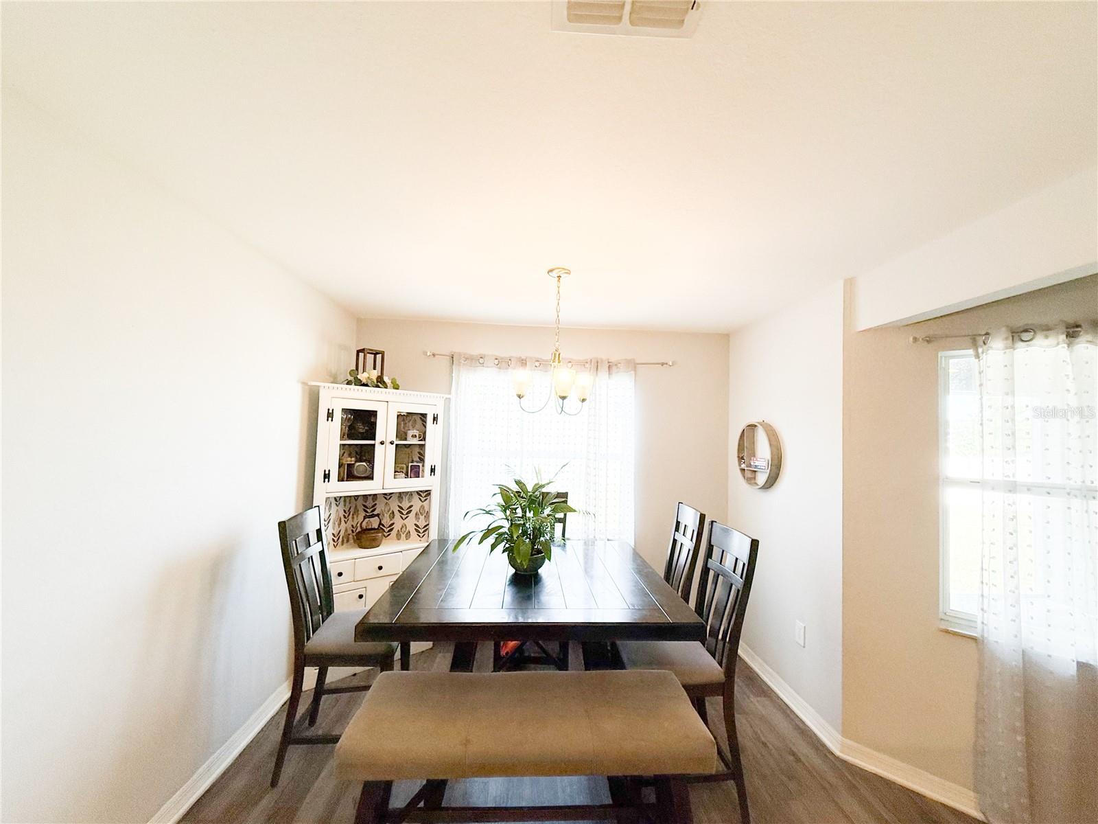 Image 8 of 25 For 233 Cattail Wy