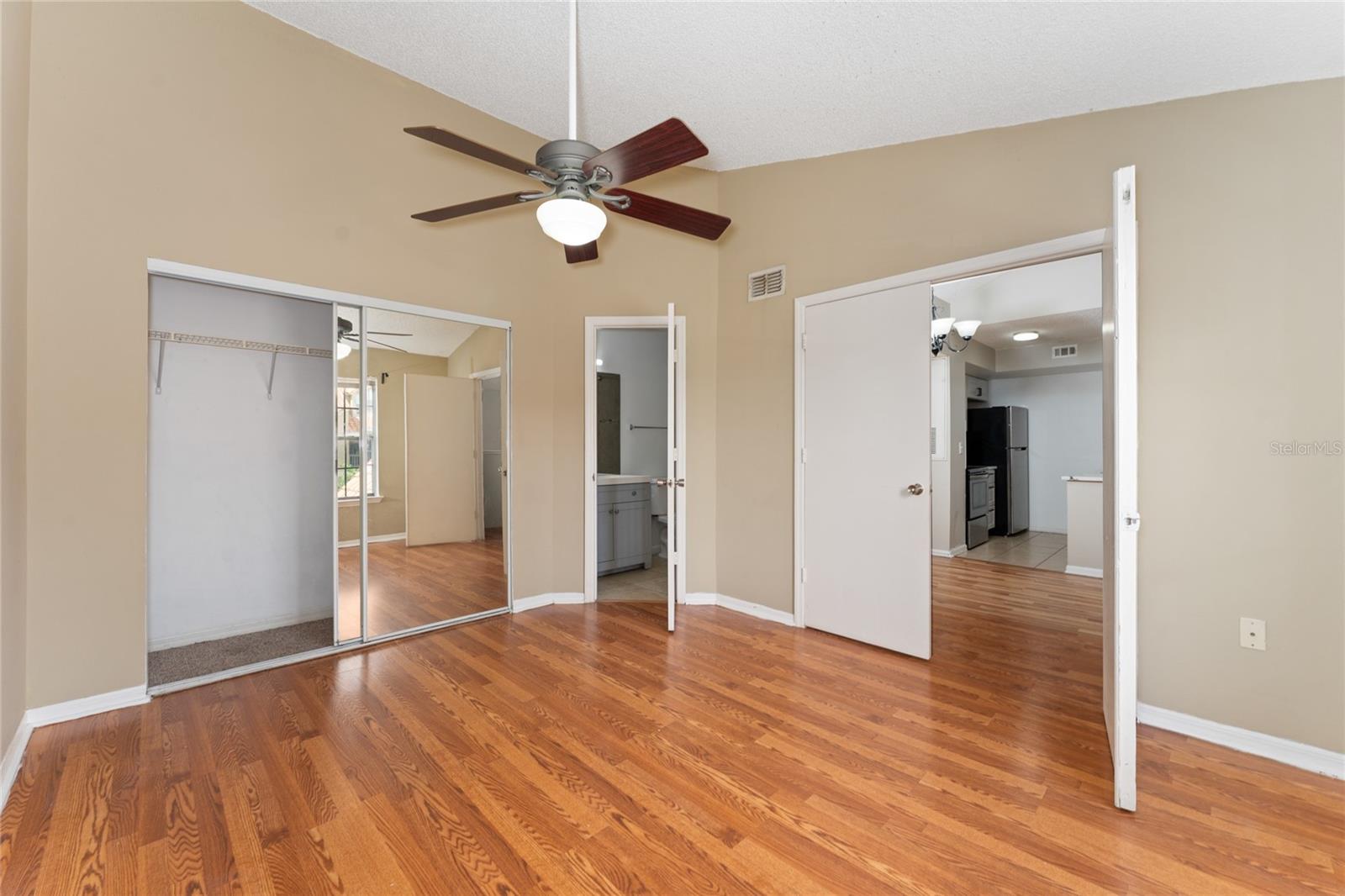 Image 7 of 18 For 437 Fountainhead Circle 283