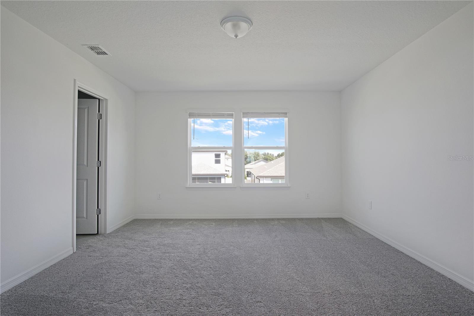 Image 15 of 42 For 477 Waterford Drive