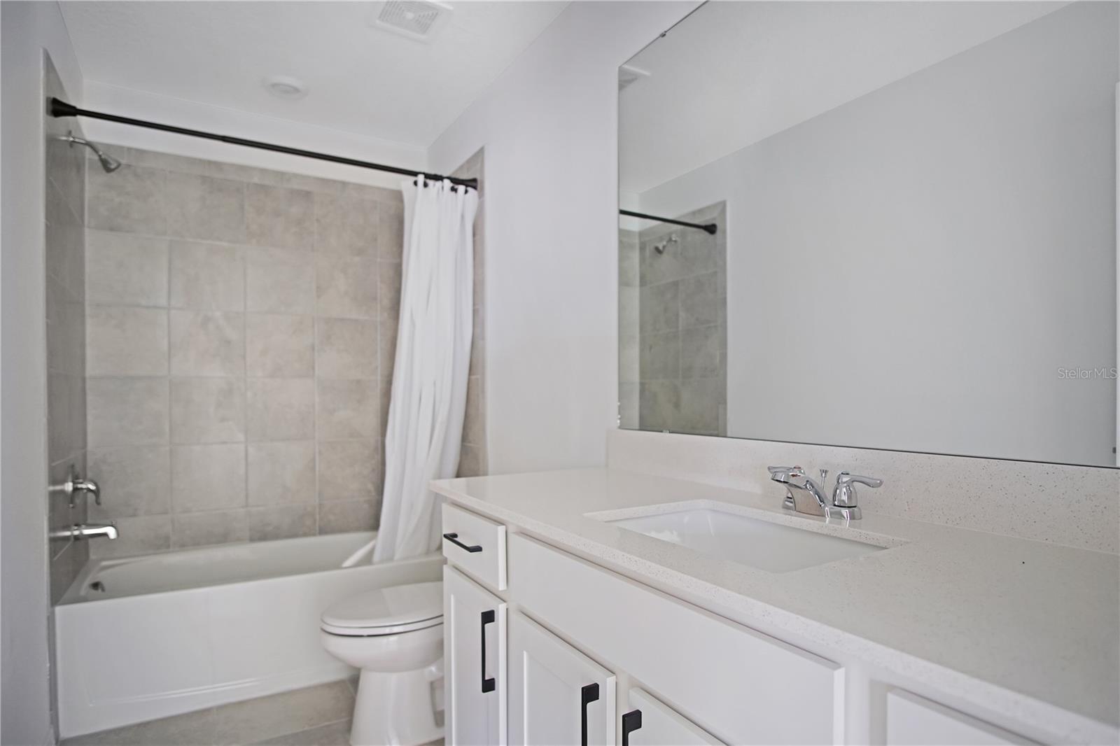 Image 25 of 42 For 477 Waterford Drive