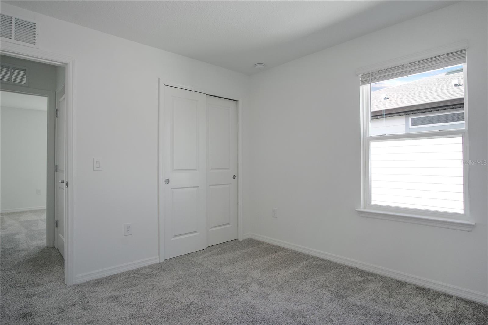 Image 29 of 42 For 477 Waterford Drive