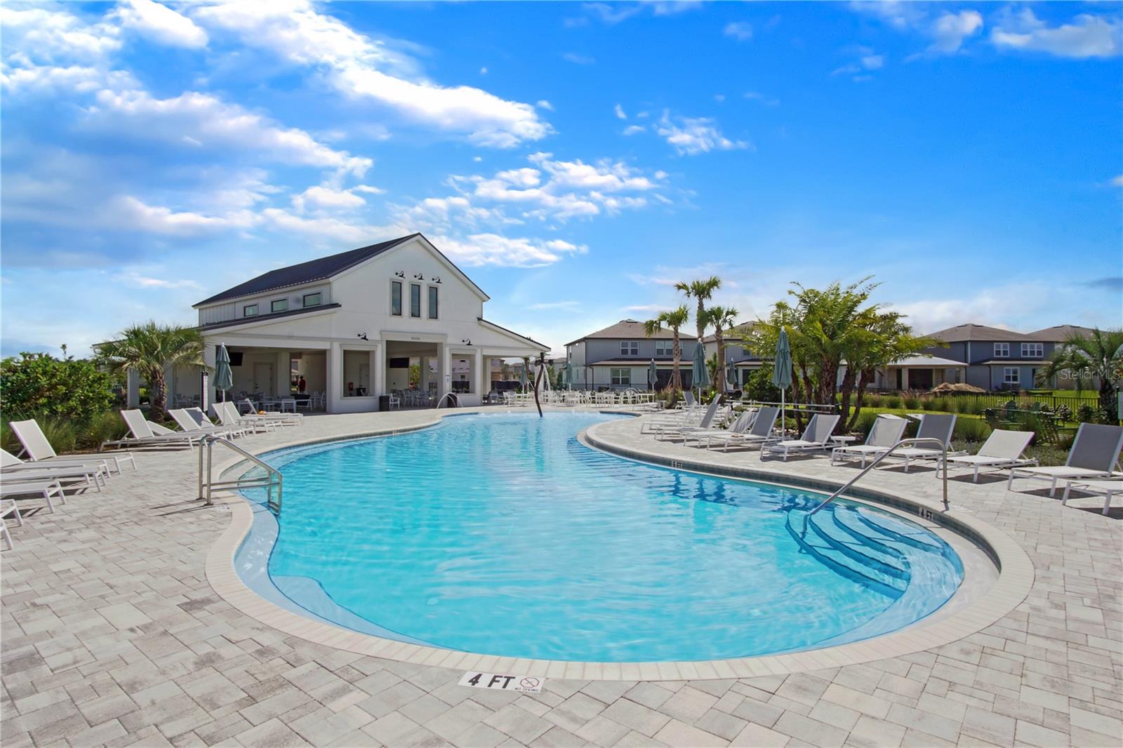 Image 37 of 42 For 477 Waterford Drive