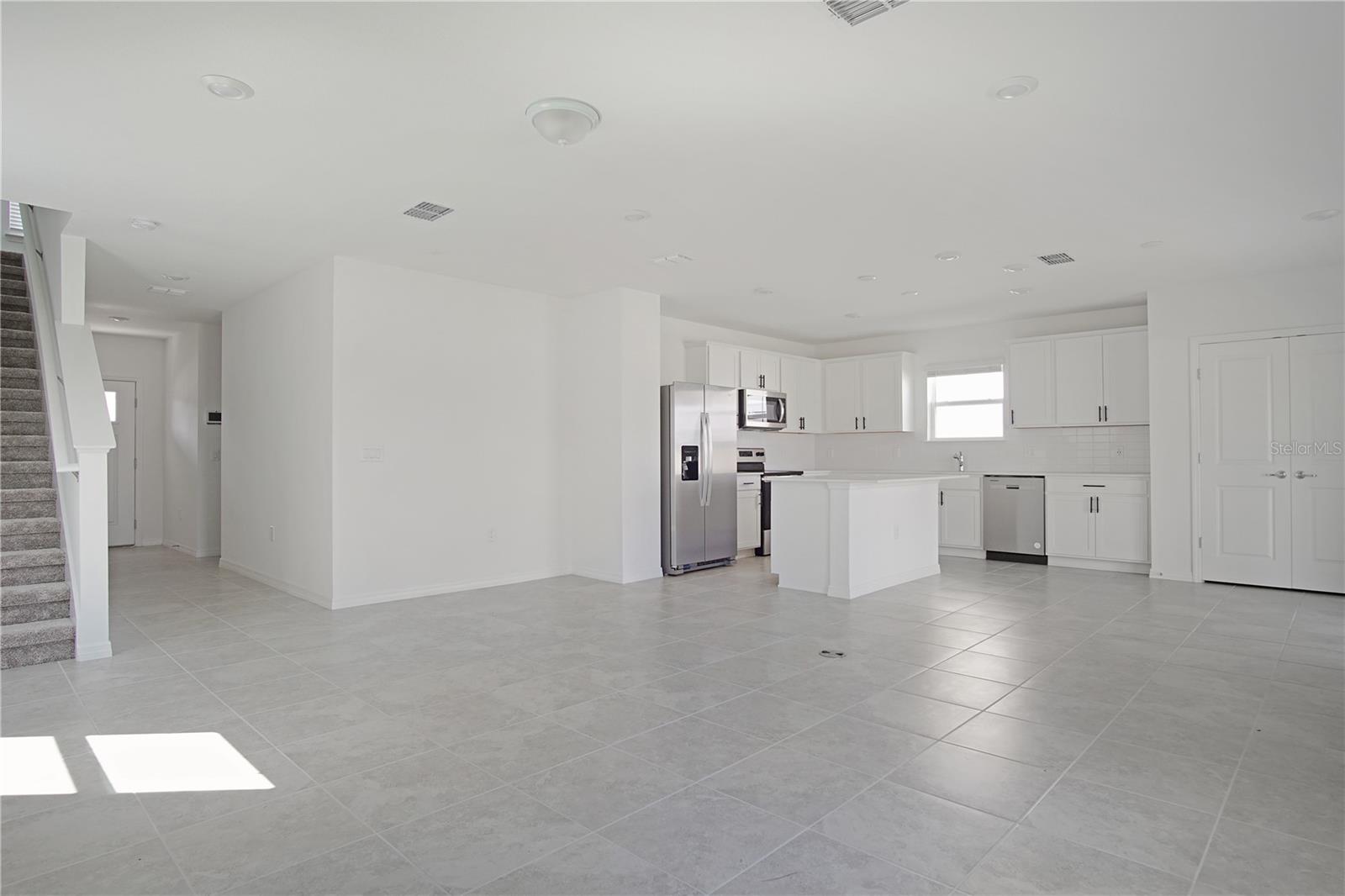 Image 8 of 42 For 477 Waterford Drive