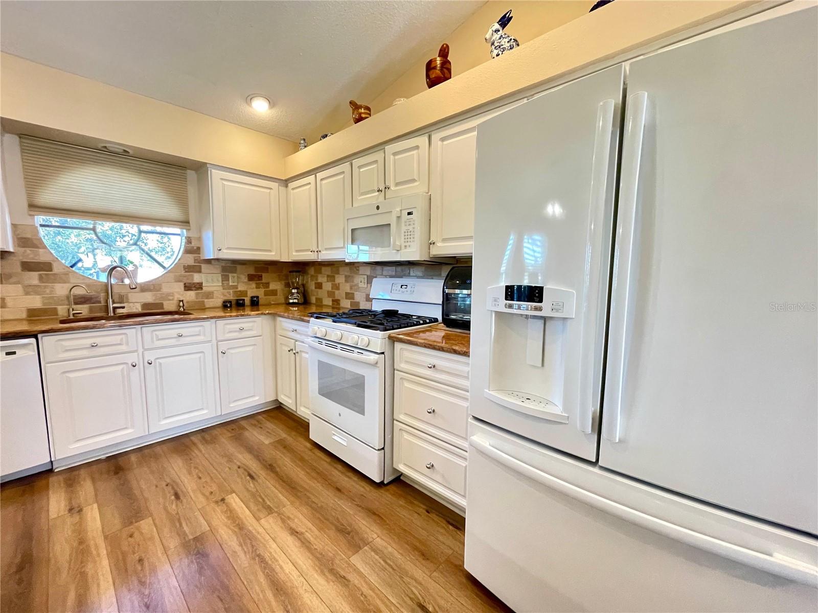 Image 34 of 45 For 6323 Silver Lakes Drive E