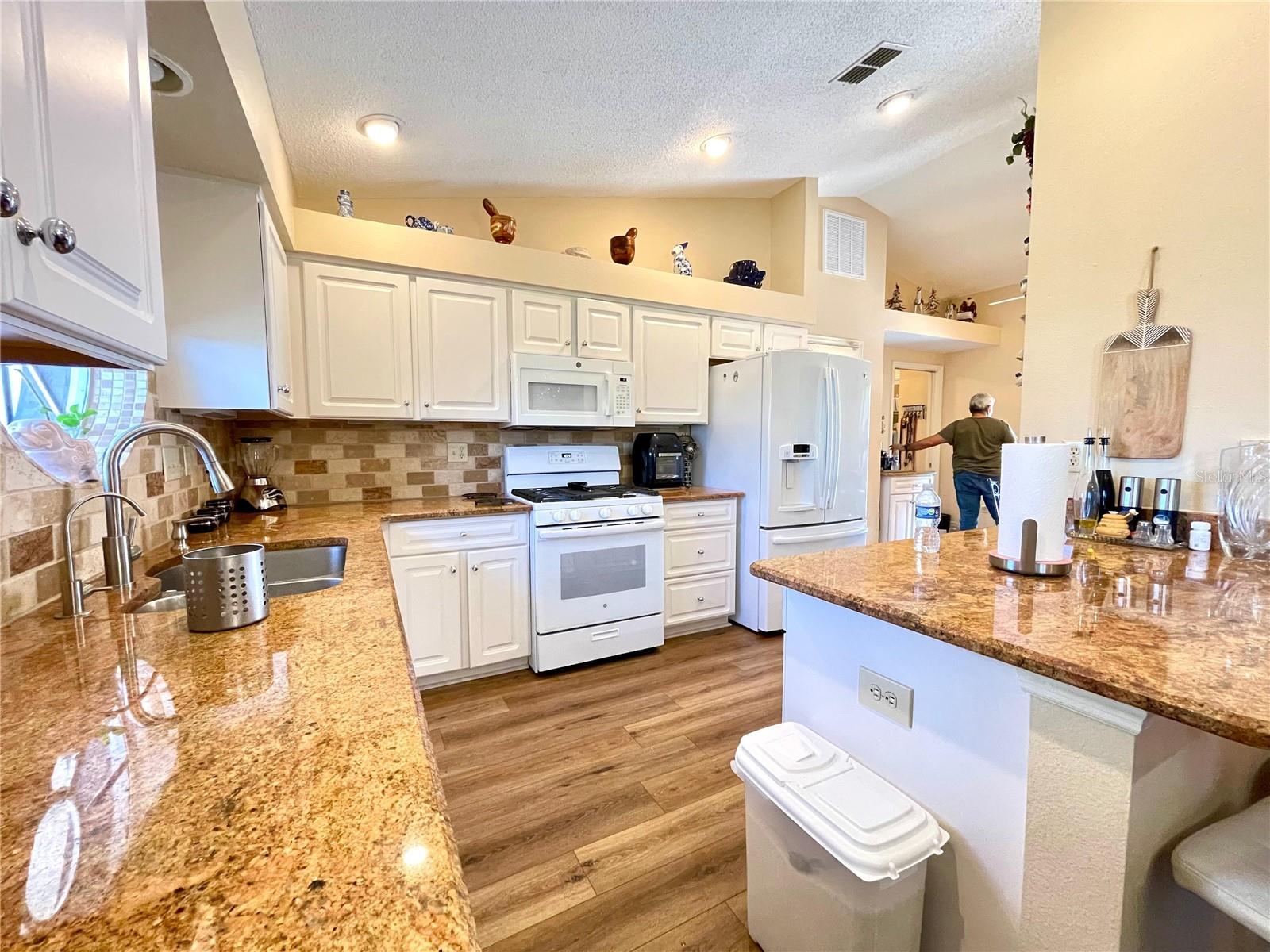 Image 44 of 45 For 6323 Silver Lakes Drive E