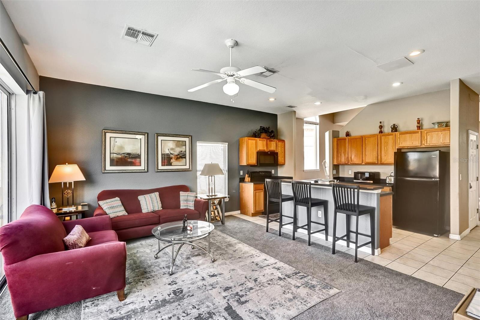 Image 14 of 33 For 359 Vizcay Way