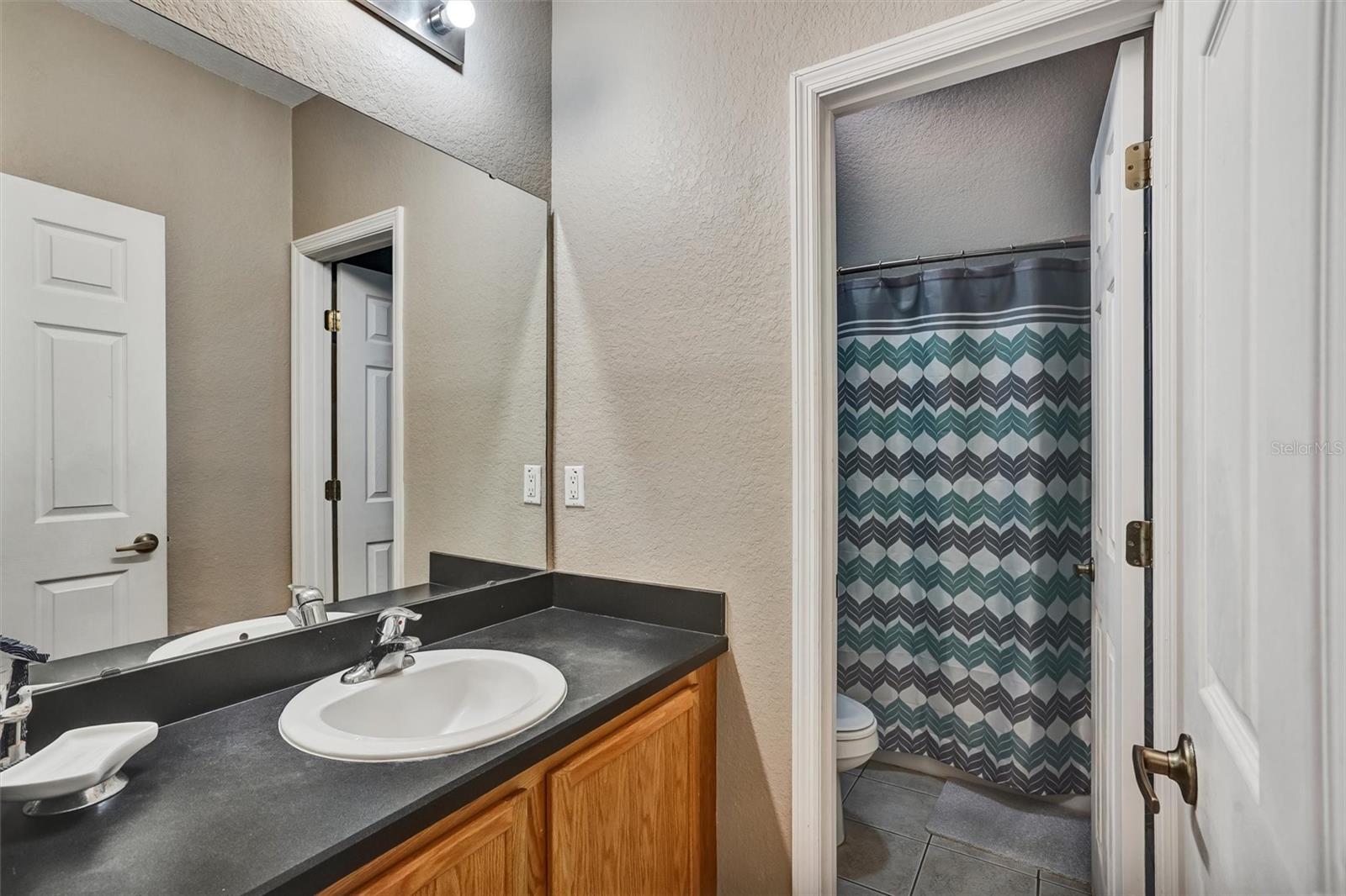 Image 25 of 33 For 359 Vizcay Way