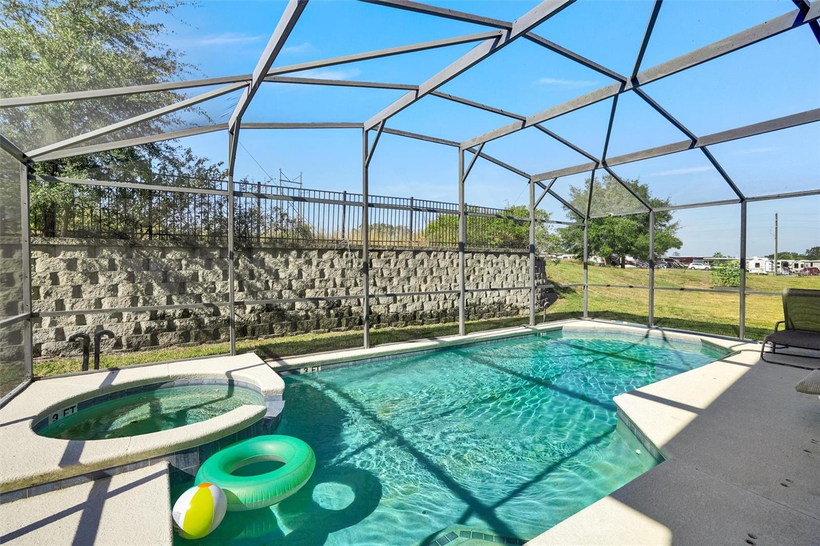 Image 30 of 33 For 359 Vizcay Way