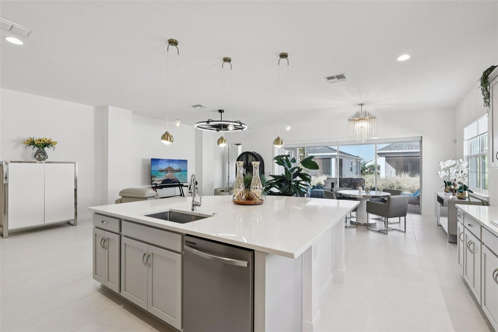 Image 14 of 42 For 5027 Dancy Lane