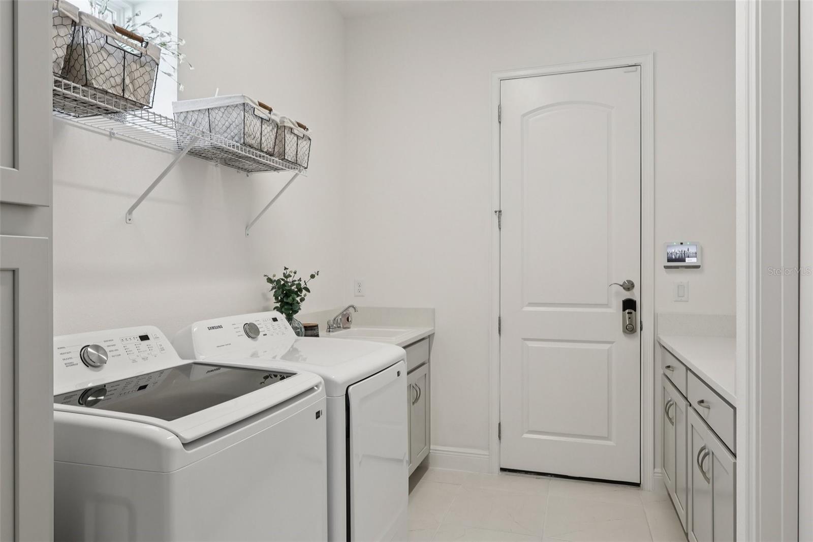 Image 18 of 42 For 5027 Dancy Lane