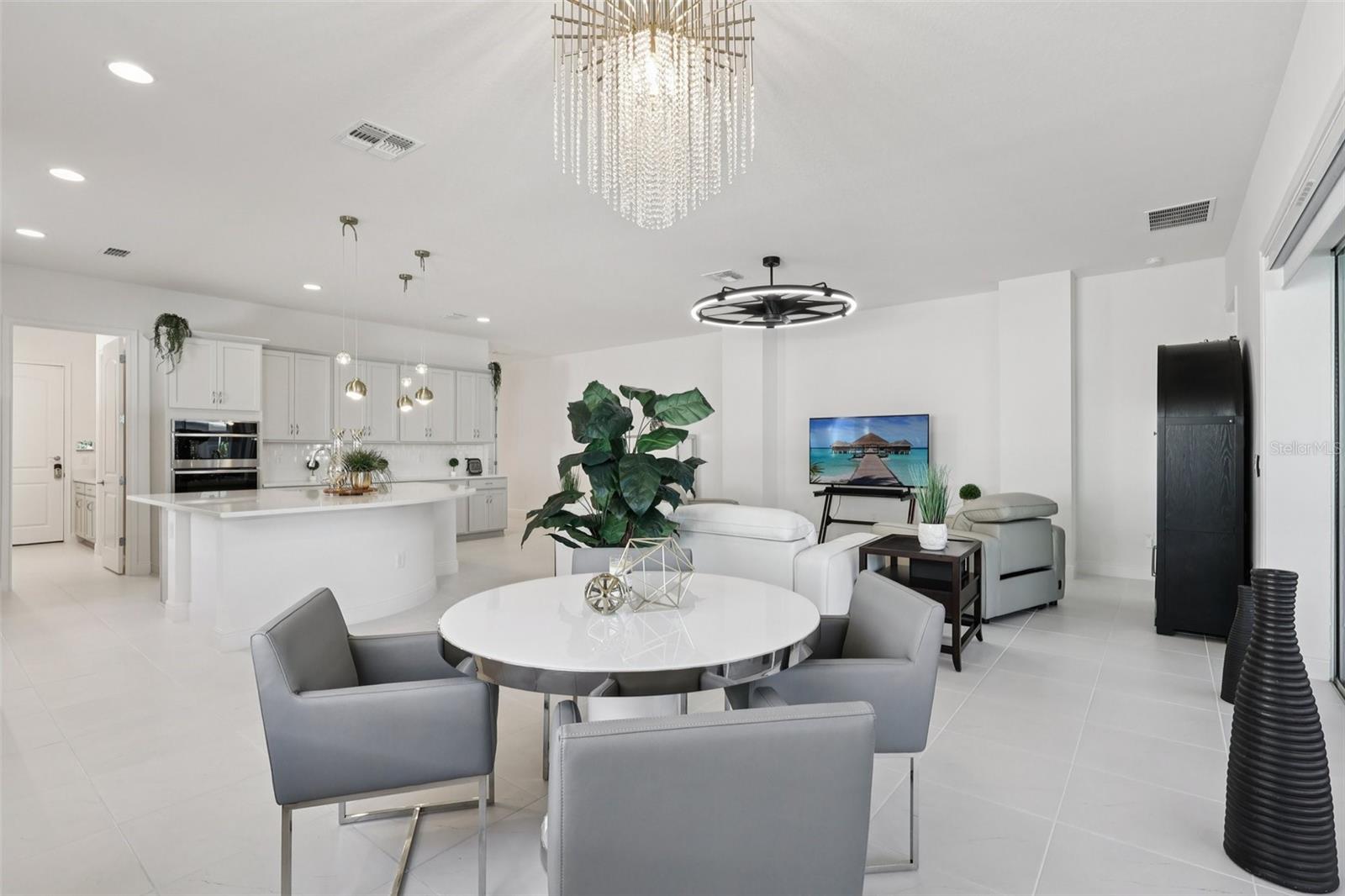 Image 9 of 42 For 5027 Dancy Lane