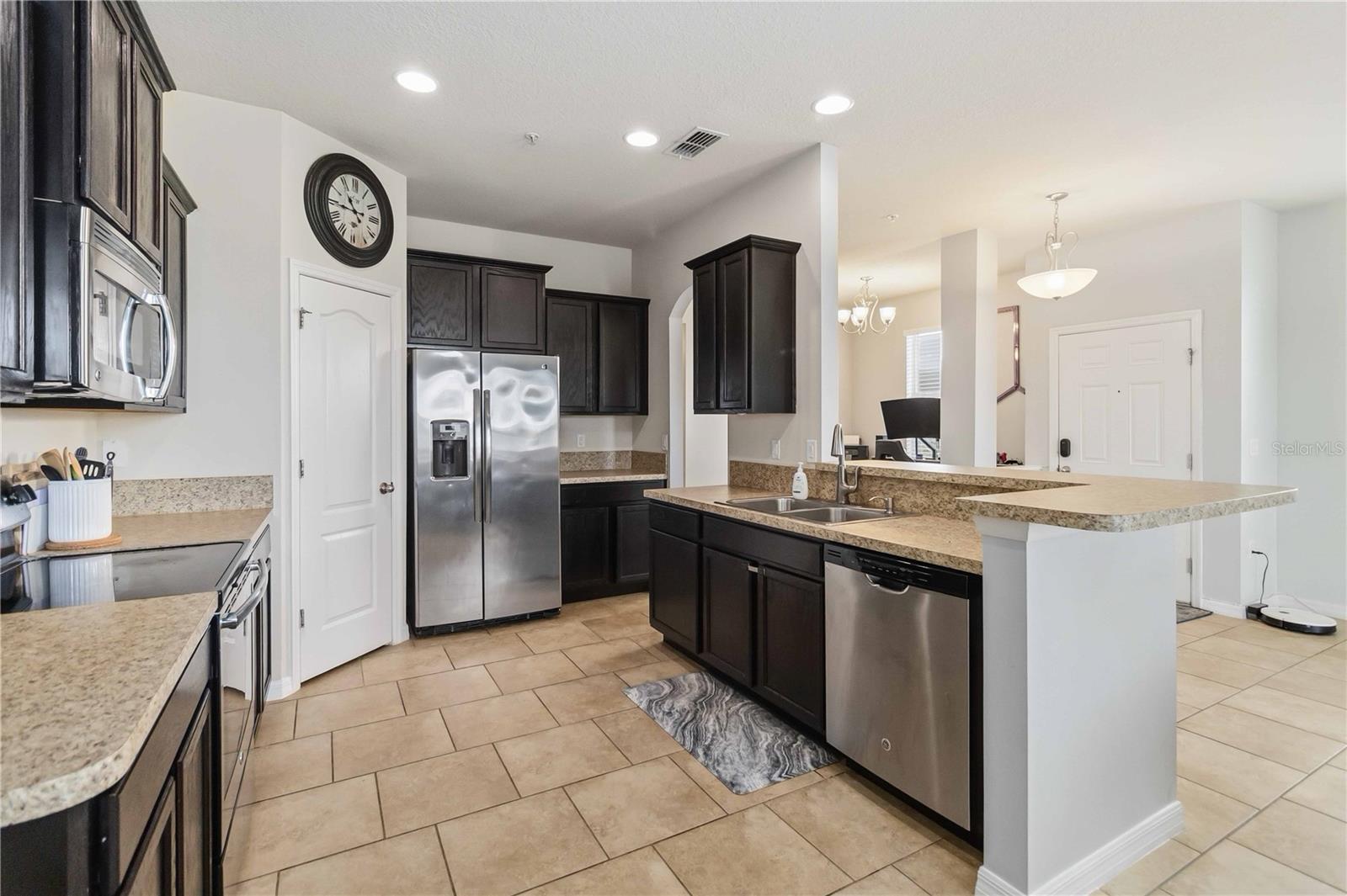 Image 13 of 36 For 6560 Goldenrod Road 79c