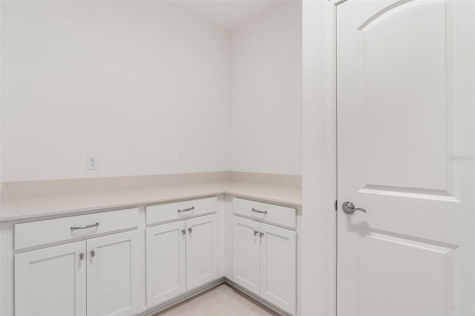 Image 18 of 56 For 3168 Songbird Circle