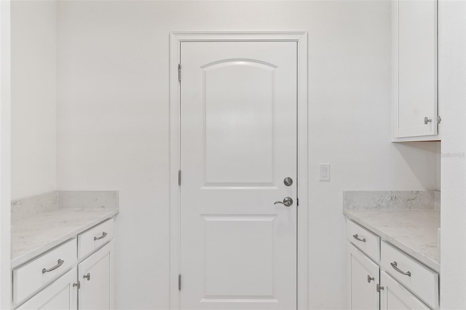 Image 19 of 56 For 3168 Songbird Circle