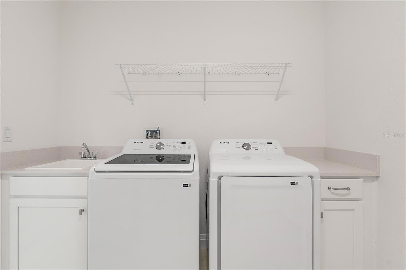 Image 21 of 56 For 3168 Songbird Circle