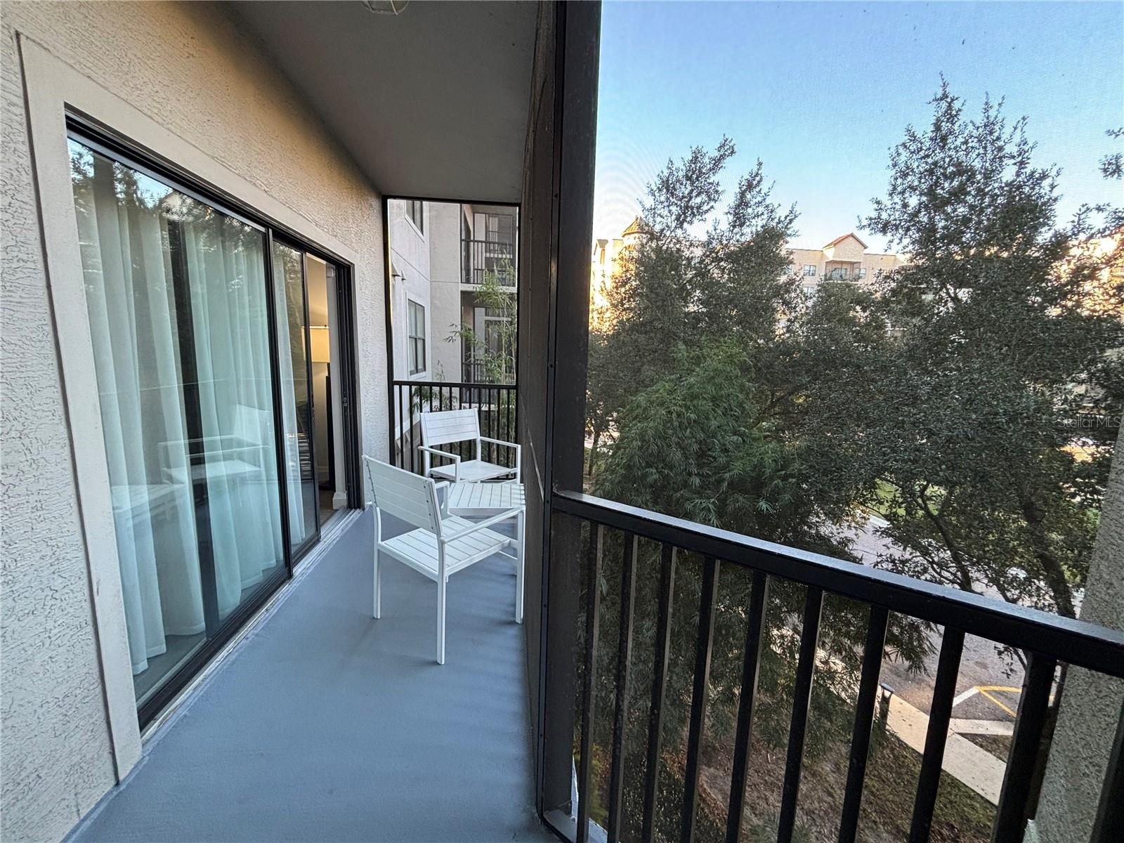 Image 16 of 34 For 14501 Grove Resort Avenue 3304