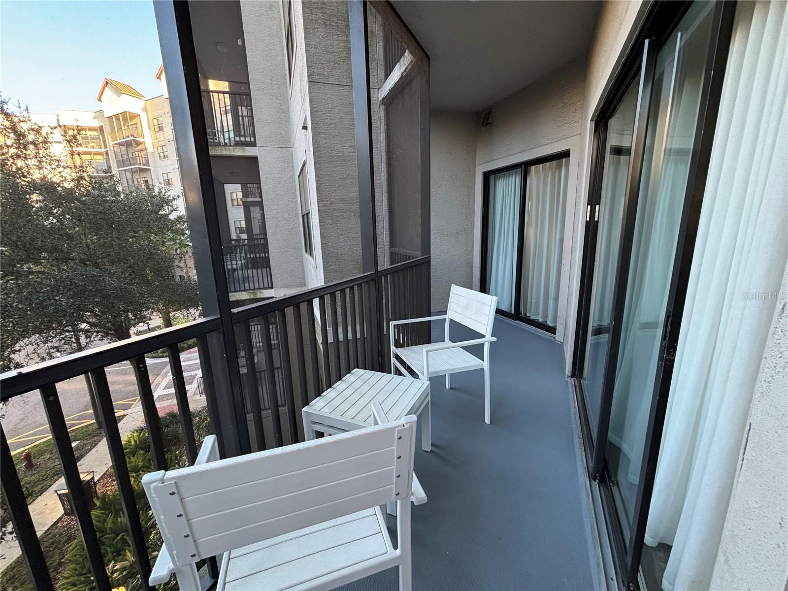 Image 17 of 34 For 14501 Grove Resort Avenue 3304