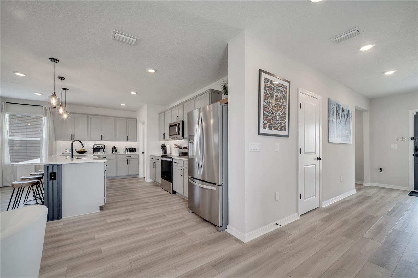 Image 11 of 59 For 10836 Waterwood Alley