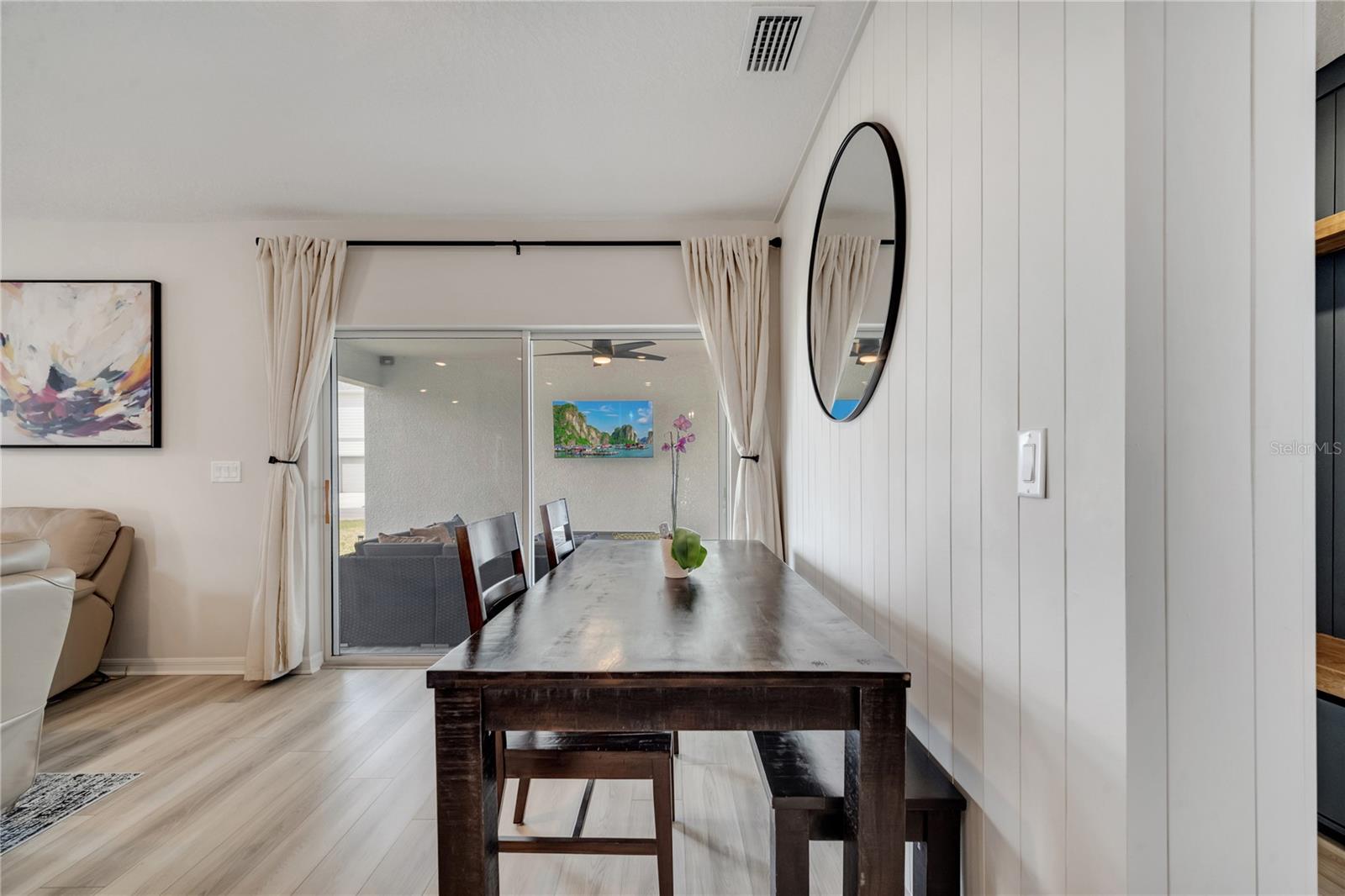 Image 18 of 59 For 10836 Waterwood Alley