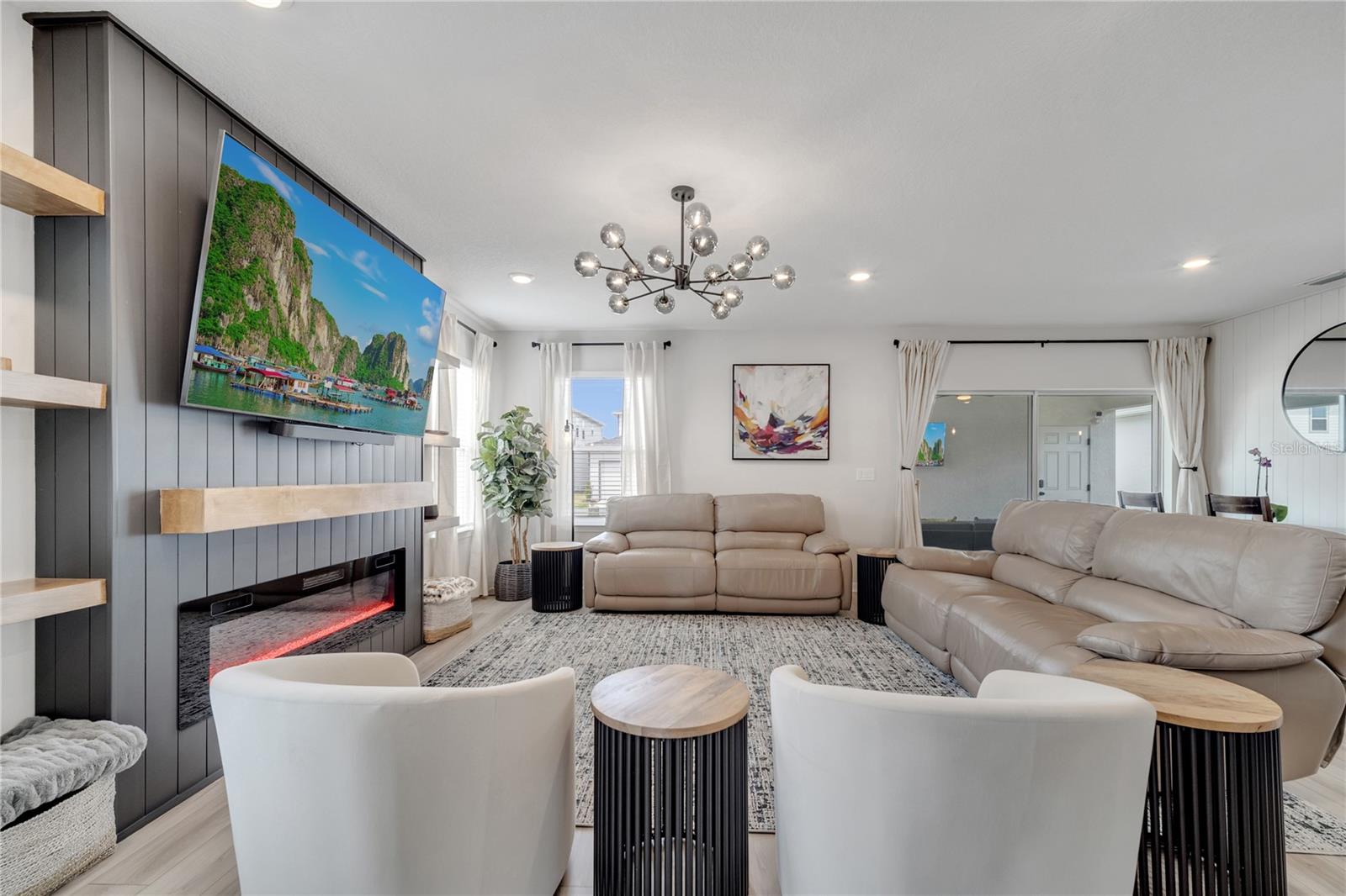 Image 21 of 59 For 10836 Waterwood Alley