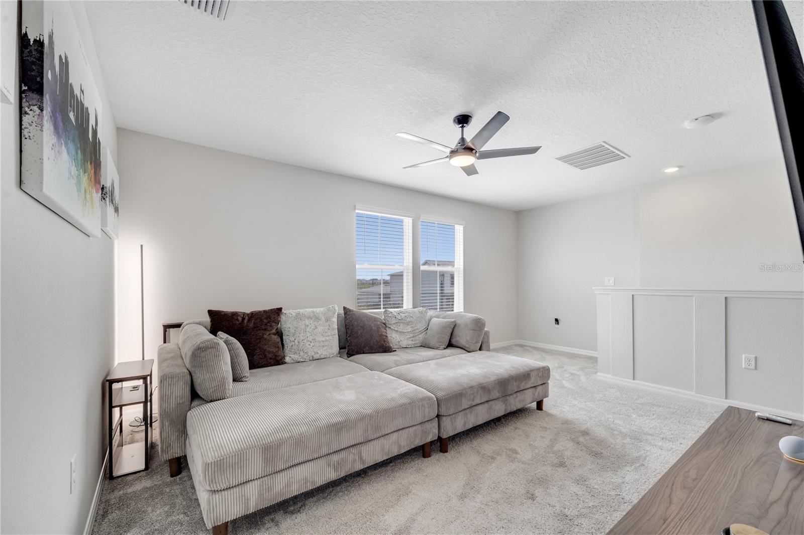 Image 36 of 59 For 10836 Waterwood Alley