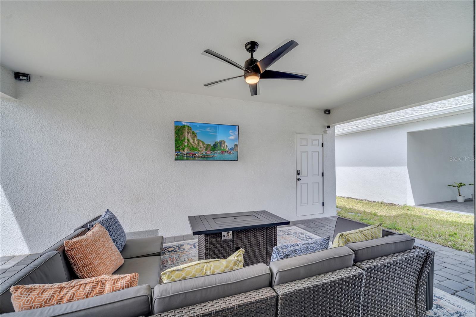 Image 45 of 59 For 10836 Waterwood Alley